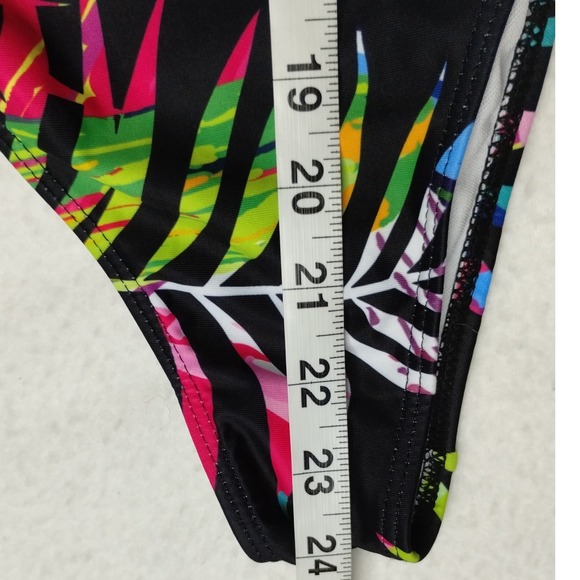 Tropical One-Piece Swimsuit with Adjustable Straps Women's Size L - Picture 8 of 8